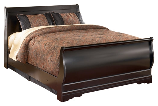 Huey Vineyard  Sleigh Bed