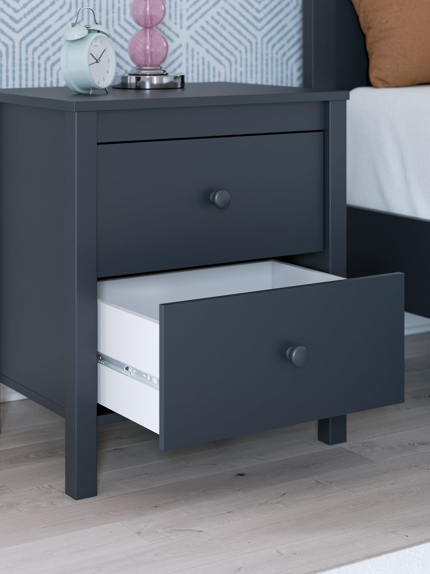 Simmenfort Twin Platform Bed with Nightstand